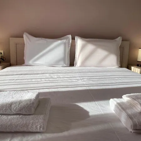 Irina Apartman Szandanszki